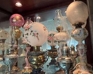 Brandon 3 Day Estate Sale! Huge Oil Lamp Collection! Hosted by Fresh Start Estate Liquidators