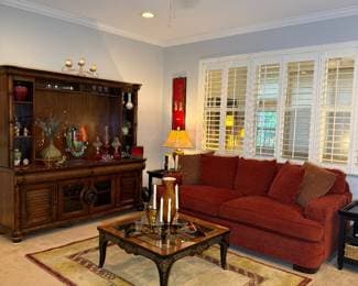 Valrico, Diamond Hill 3 Day Estate Sale! Gourmet Kitchen items, Cookbooks, Furniture, Tools and More